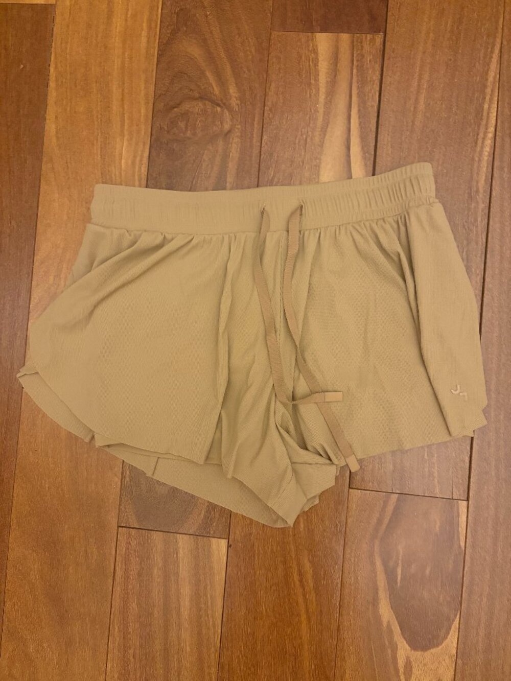 Joy Lab butterfly tan drawstring double layer athletic shorts